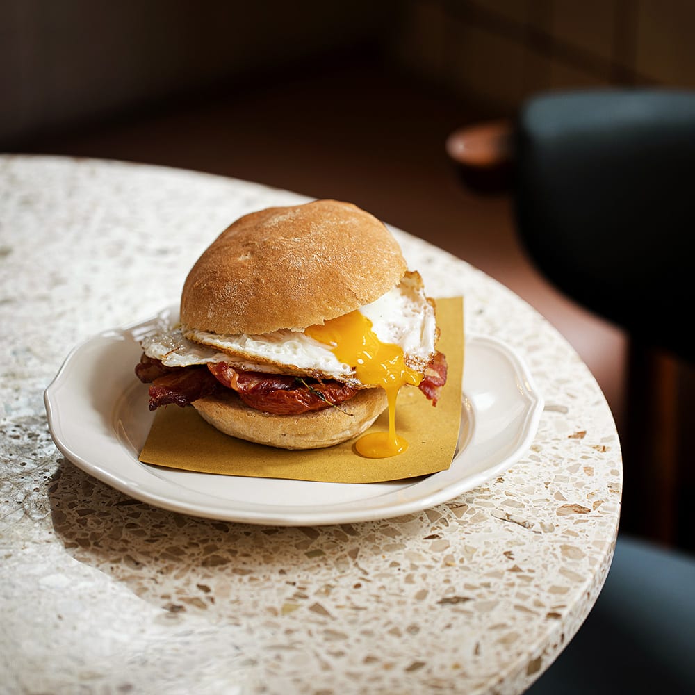 Cafe Murano Bermondsey brunch bacon egg bun